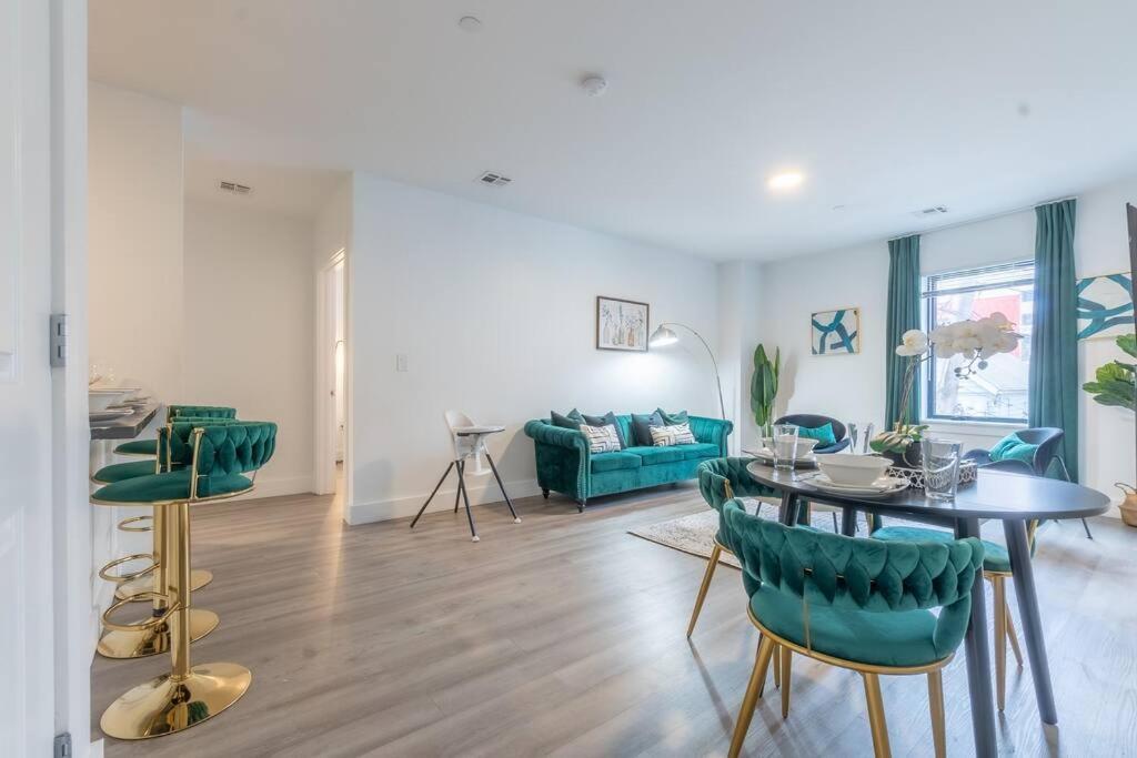 2 Bedroom 2 Bath Suite, Near American Dream And The Airport, Free Parking, King Bed And 2 Queen Beds, Washer And Dryer Orange Bagian luar foto